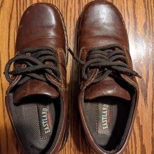 Eastland Women's Plainview Oxford Size 9M